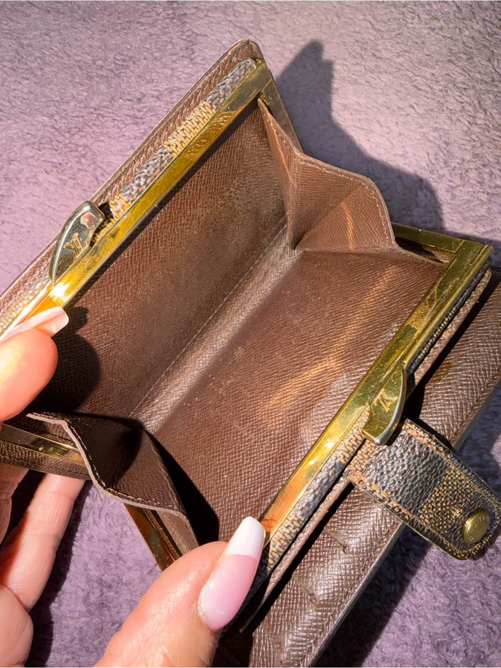 Louis Vuitton 🤎 Brown Damier Canvas Small Wallet - Picture 8 of 9